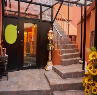 Cheongpa-dong Casa | Seoul Station R Guesthouse