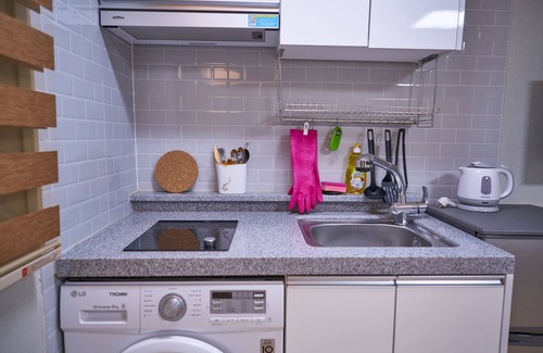Cheongpa-dong Casa | Seoul Station R Guesthouse