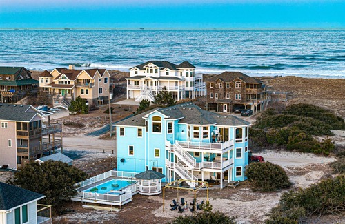 Carova Beach Casa | Aug specials, Firepit, pool/hottub, ocean view, Wild Horses, 6 bed 7 baths