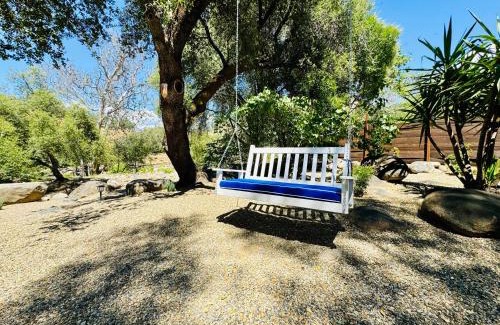 Three Rivers Casa | Sequoia Cabin by the River