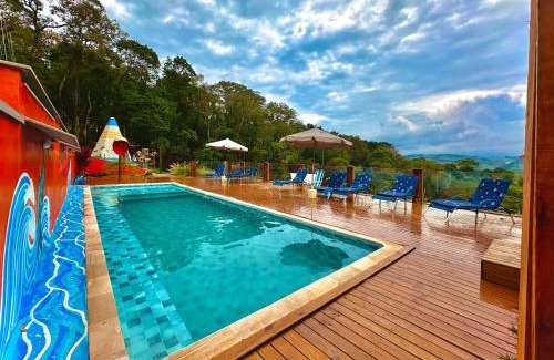 Bueno Brandao Cabina | Sequoia Casa na Árvore, Vila Mágica