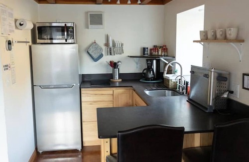 Eureka Cabaña | Sequoia Cottage