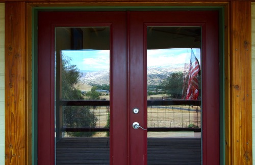 Exeter Casa | Sequoia Foothill Ranch Chateau, View, Pool, horses 30 min to Park