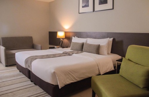 South Triangle Hotel | Sequoia Hotel