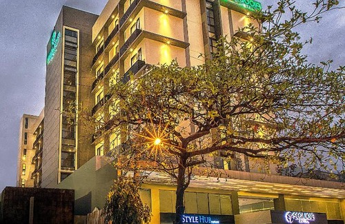 South Triangle Hotel | Sequoia Hotel