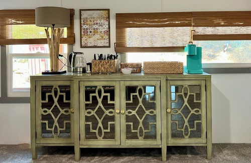 Alta Sierra Cabina | Sequoia: Pine View Trailer-Featured on HGTV!