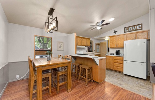 Kernville Casa | Sequoia Riverhouse at KRS Campground