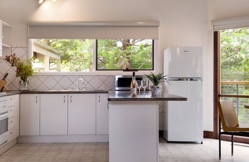 Daylesford Cabaña | Serena- a stone's throw from Lake Daylesford
