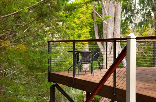Daylesford Cabaña | Serena- a stone's throw from Lake Daylesford