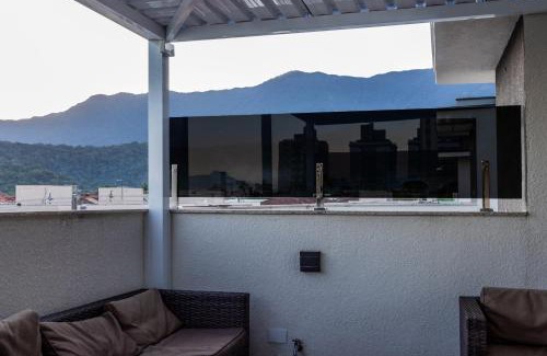 Caraguatatuba Casa | Serena Beach Triplex