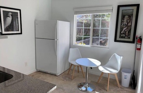 Castro Valley Casa | Serene 1 Bedroom Cottage/Free Laundry