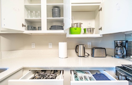 Wells Branch Apartamento | Peaceful 1BR King Suite | Pool, Parking + Gym A