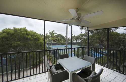 Captiva Apartamento | Serene 1BR Villa w/Beach Access, Shell Picking & Nature Excursions