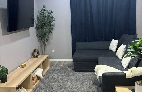 Bostonia Condominio | Serene 2-bedroom condo with Pool in El Cajon