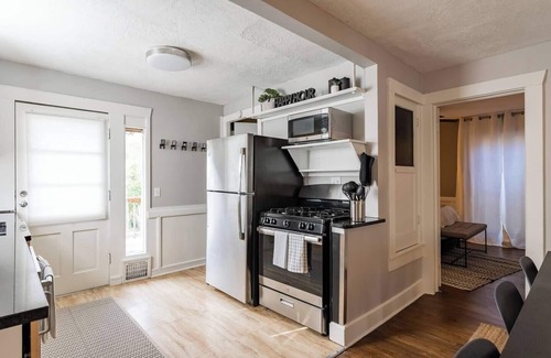 Rosedale Casa | Serene 2-Bedroom Retreat with Fenced Yard Near 21