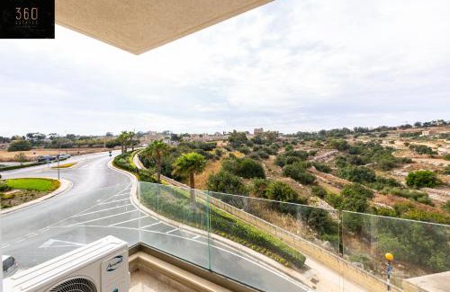 Marsaxlokk Apartamento | Serene 2BR Apartment with Picturesque Views by 360 Estates