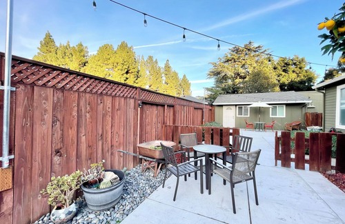 Willow Glen Casa | Serene 2BR Bungalow - Parking + Laundry + Sleep 6