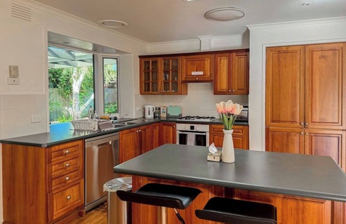 Frankston Casa | Serene 4B2B House Near Mornington w parking WIFI