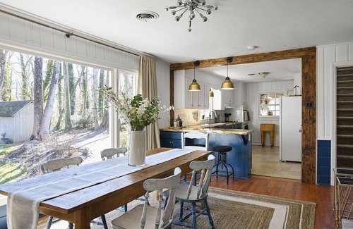 Winston - Salem Casa | Serene 5Bd/4Ba - sleeps 12+ - 5 min to Wake Forest Univ