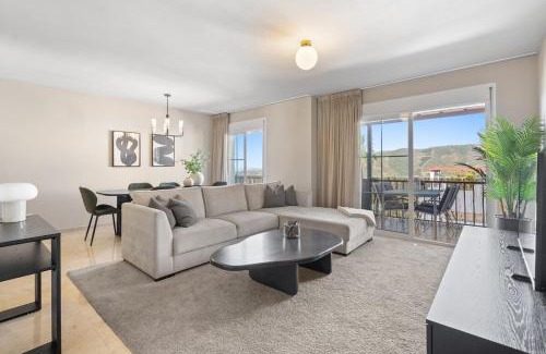 Istan Apartamento | Serene Apartment near Marbella Lake Views RDR495