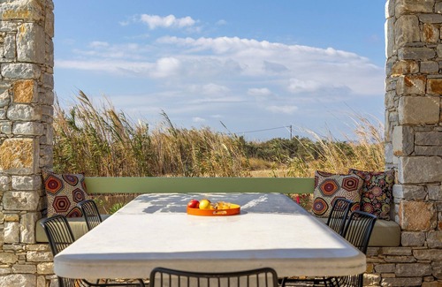 Naxos Casa | Serene Beach Villa With 2 Pools & Hot Tubs: Ideal For Reunions & Privacy| Plioni