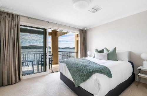 Point Clare Casa | Serene By Coast Hosting