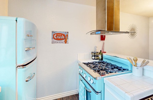 Indio Condominio | Serene Condo with pool, duck ponds and washer/dryer