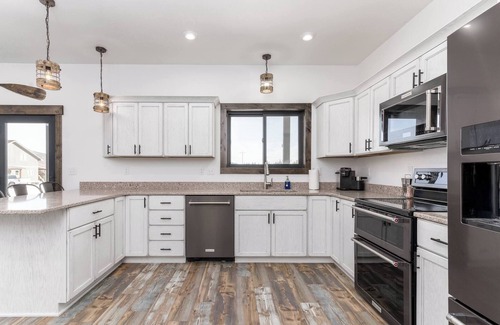 Georgetown Casa | Serene Escape - Family Fun at Georgetown Lake!