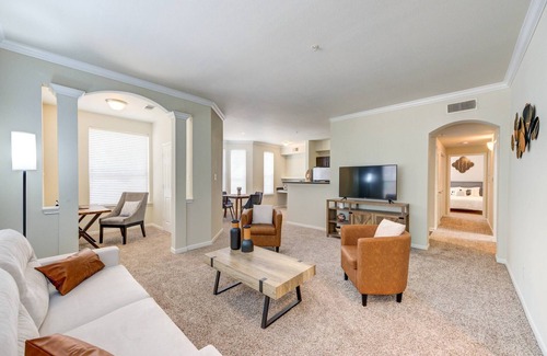 Alden Bridge Apartamento | Escape sereno en los pinos