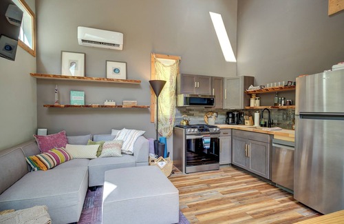 Boone Cabina | Serene Escape w/ Spa Baths, Great Location