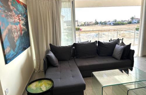 Dherynia Apartamento | Serene Getaway Near Protaras