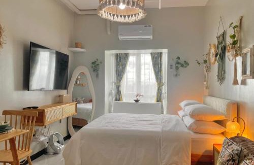 South Triangle Apartamento | Serene Haven in Tomas Morato