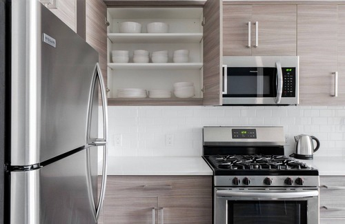 Civic Center Apartamento | Serene Hayes Valley 1BR w/ Movie Theater, nr Bars & Shops, by Blueground