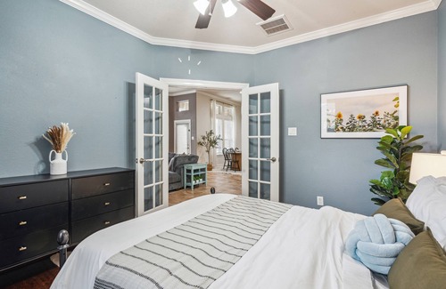 Lake Houston Casa | Serene Hideaway w/ Pool, Hot Tub, & Modern Comfort