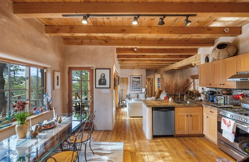 Canoncito Casa | Santa Fe histórico y sereno: vistas al atardecer