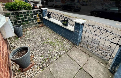 Bedworth Casa | Serene Home: 4BR Getaway in Bedworth