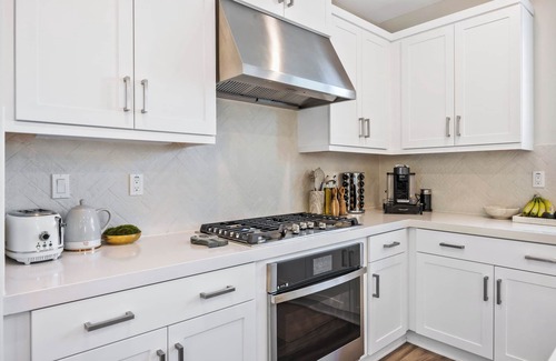 San Juan Capistrano Casa | Serene Home in Resort Community. Rooftop, Mountain Views, Lake +Resort Amenities