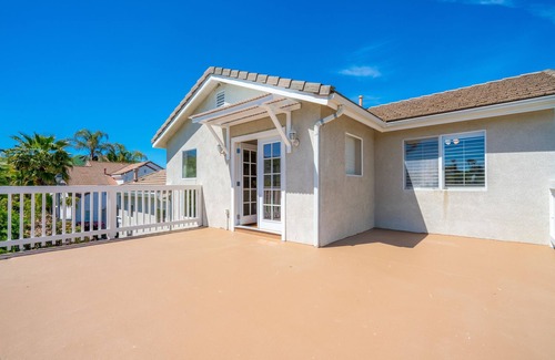 Thousand Oaks Casa | Serene Home in Westlake Village