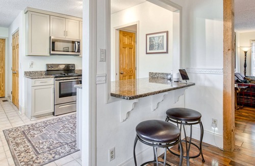 Royal Pines Casa | Serene home with private hot tub, Ping Pong, washer/dryer, firepit & central AC