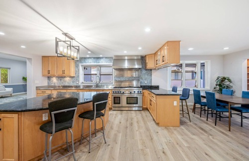 Kaimuki Casa | Serene Honolulu Escape, 3BR/3BA Close to Waikiki Beach