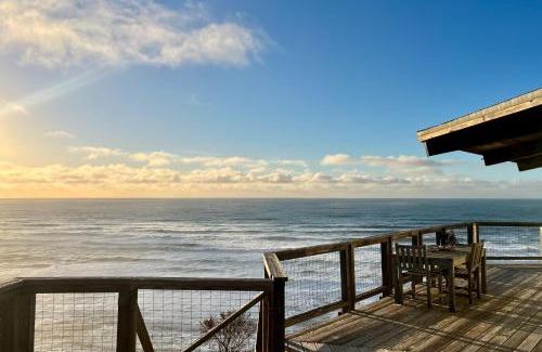 Manchester Casa | Serene Irish Beach Home with Panoramic Ocean Views!