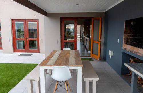 Langebaan Casa | Serene Langebaan Getaway with Garden and pool views