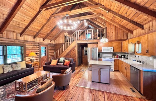 Apex Casa | Serene Log Home w pond, fenced-in yard & pastures