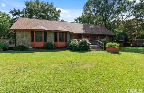 Apex Casa | Serene Log Home w pond, fenced-in yard & pastures