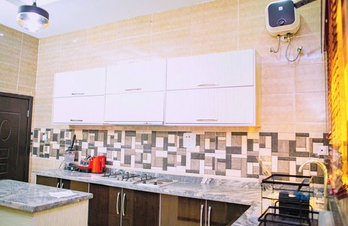 Ofin Casa | Serene Luxury Stay Near Nature - Your Lekki Getaway