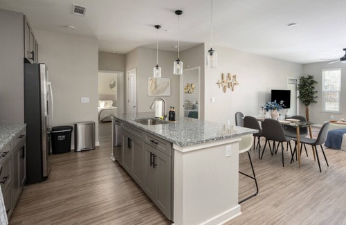 Athens Apartamento | Serene, New Apt | Pool | Long Stays