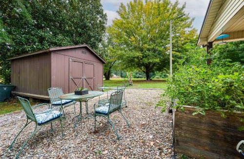 Olin Casa | Serene North Carolina Countryside Vacation Rental