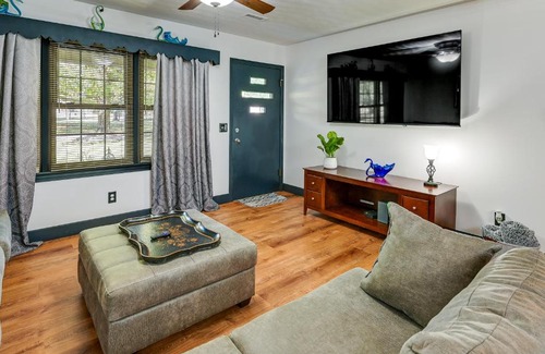 Olin Casa | Serene North Carolina Countryside Vacation Rental