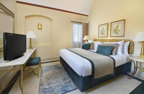 Sharm El Sheikh Complejo | Serene Oasis Accommodation w/ Garden Views l Nubian Beach Nearby