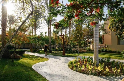 Sharm El Sheikh Complejo | Serene Oasis Accommodation w/ Garden Views l Nubian Beach Nearby